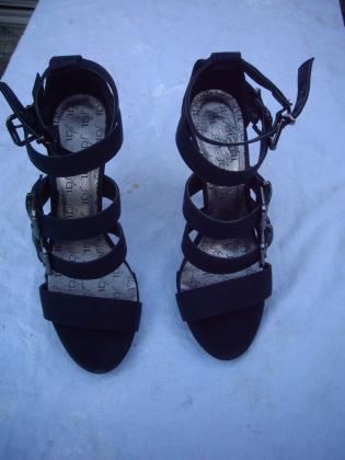 Sandales Noir à Sangles pt38 talons 12 cm-neuves