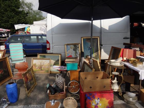 Brocante, Vide grenier - Arques