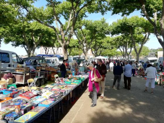 Grand vide grenier - Moissac