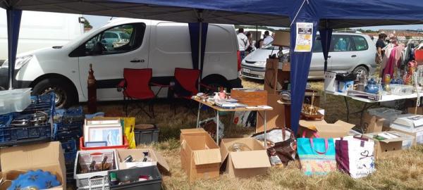 Saint-Laurent-en-Gâtines - Brocante, Vide grenier