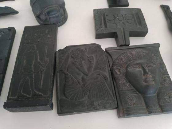 Lot statuettes Egyptienne