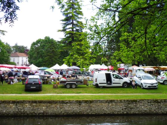 Vide Grenier Brocante