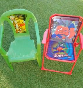 2 Petits fauteuils pour enfants