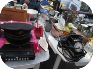 Brocante, Vide-greniers - Chémery