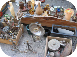 Brocante, Vide-greniers - les Mées