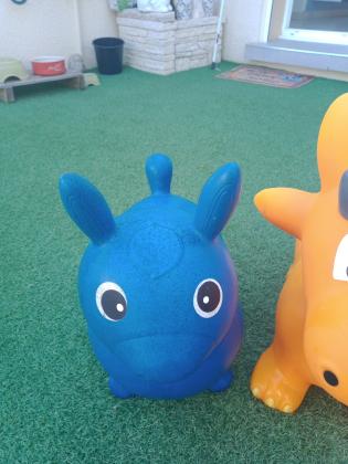 Trois animaux sauteurs