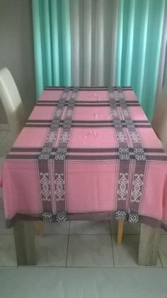 Grande nappe ancienne bayer dralon