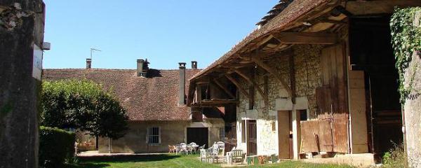 vide-greniers, antiquités, collections, trouvailles, fripes