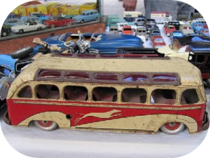 38e bourse d'échanges de miniatures automobiles et jouets anciens - Changé