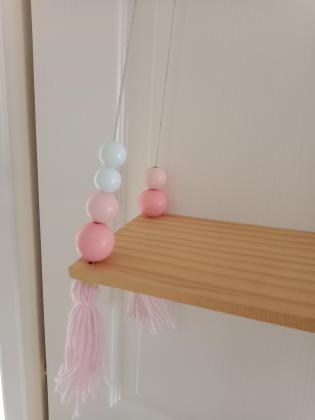 Etagère à suspendre