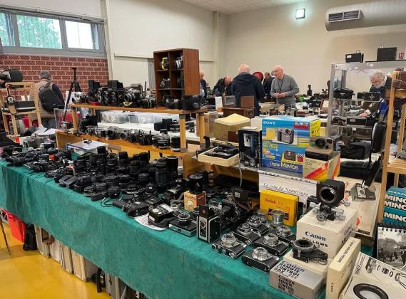 16e bourse de matériel photo - Villeneuve-Tolosane