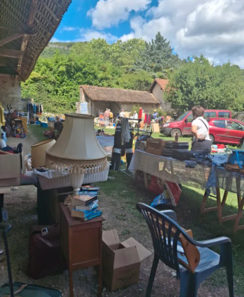 Vide-greniers - Izieu