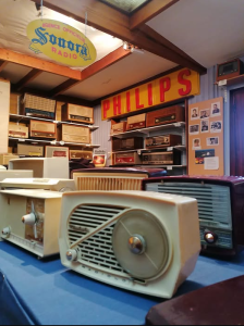 Grande vente du Musée de la Radio - Boeschepe