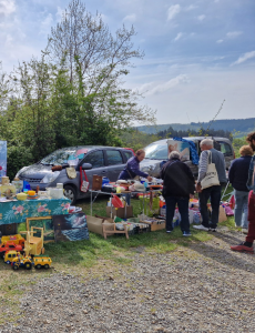 Vide-greniers - Larochemillay