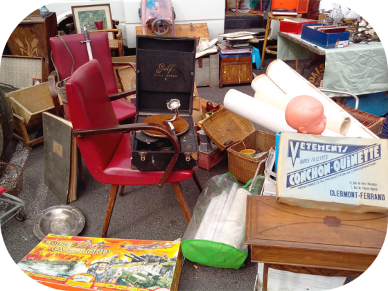 Brocante, Vide-greniers - Grandrû