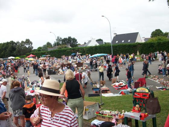 32 eme foire aux puces