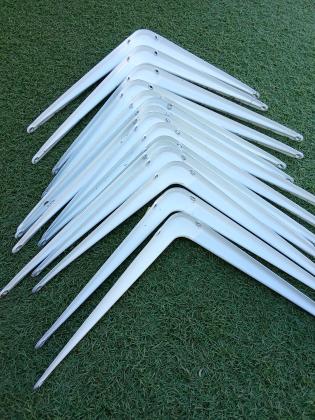 15 Equerres de fixation murale acier peint blanc, H.30 x P.35 cm