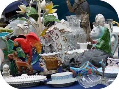 Brocante, Vide-greniers - Neuvy-le-Roi