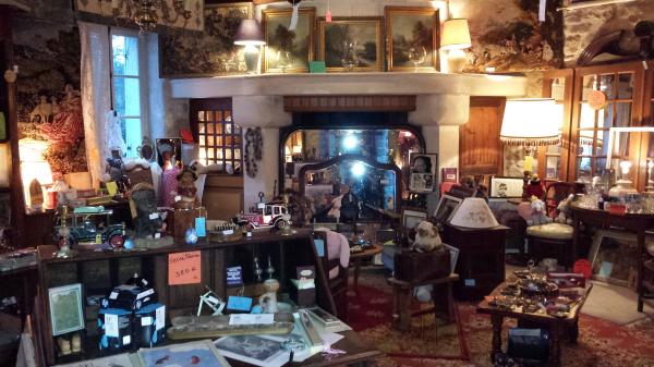 Vide Genier,Vide Maison