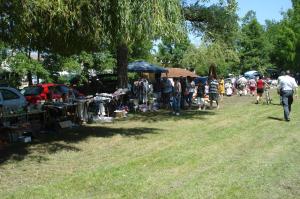 Bric-à-brac - Marcilly-en-Villette