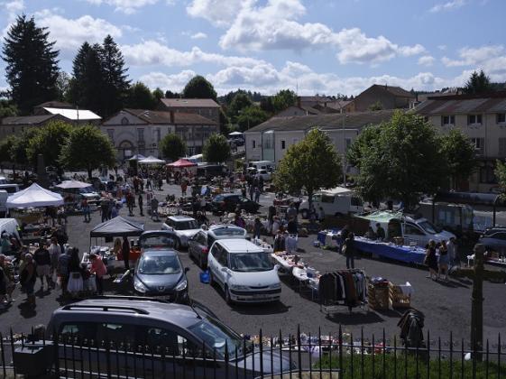Brocante, Vide-greniers - Le Vernet-Chaméane
