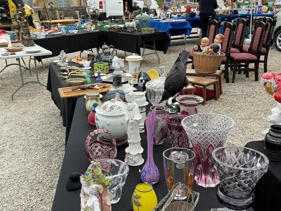 Brocante d'objets anciens - Bar-le-Duc